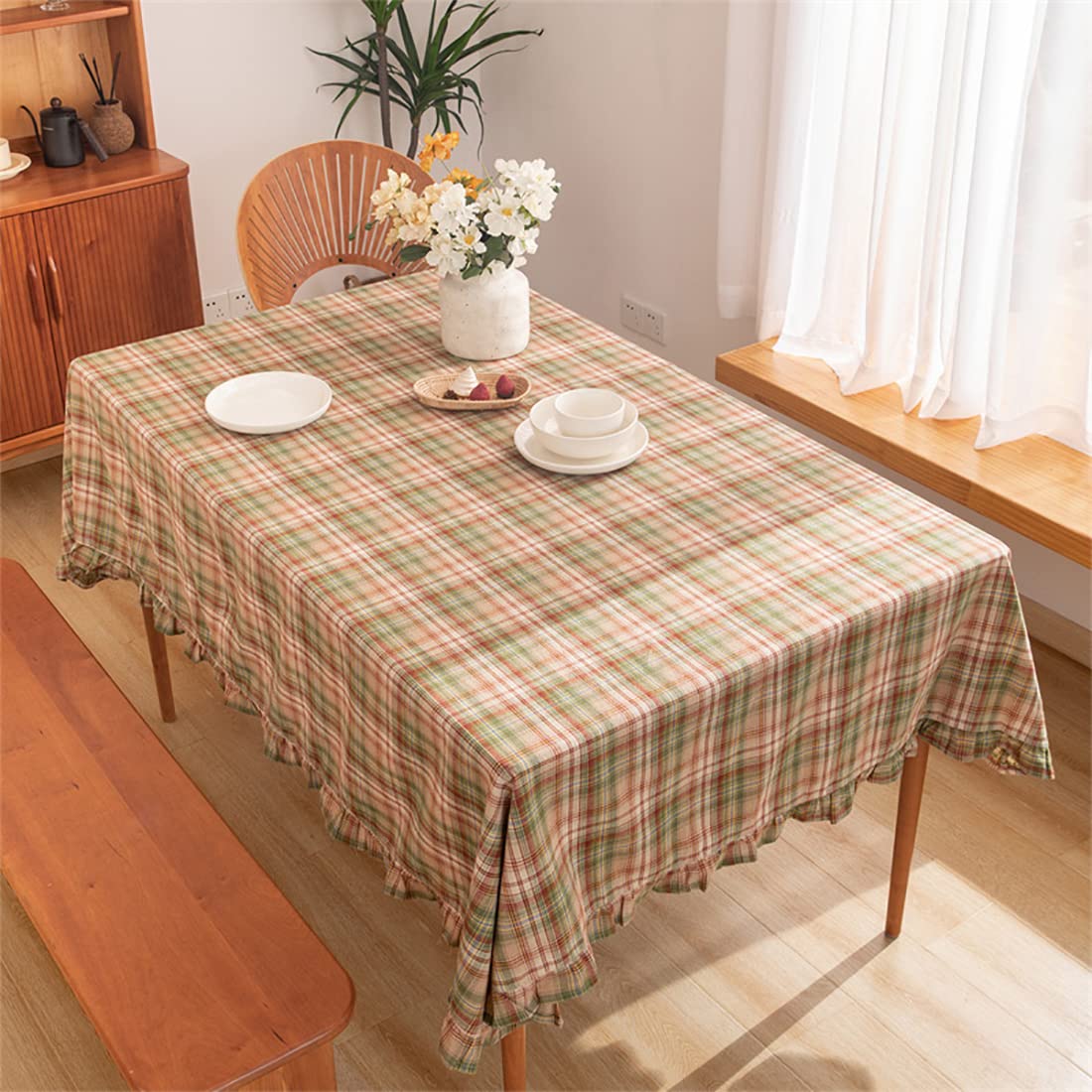 Plaid Ruffled Cotton Tablecloth